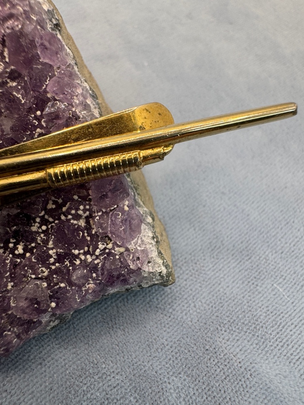 SWANK Vintage Gold Tone Rifle Tie Clip Mother of Pearl Handle - Picture 5 of 8